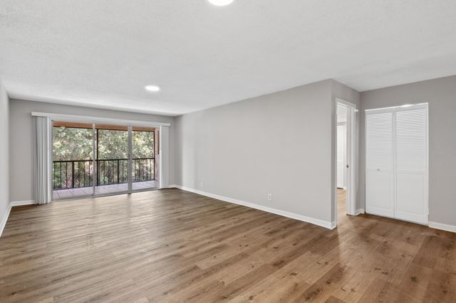 2700 Coral Springs Drive 309, Coral Springs, FL 33065