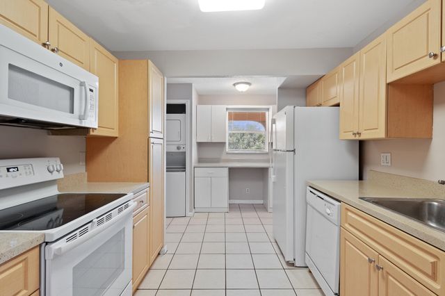 2700 Coral Springs Drive 309, Coral Springs, FL 33065