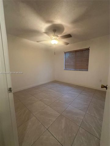 2721 SE 12th Pl 103, Homestead, FL 33035