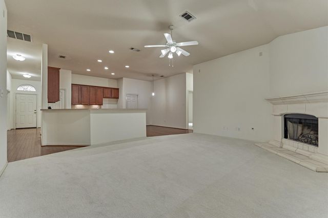 256 Mesa View, Conroe, TX 77316