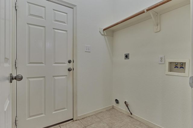 256 Mesa View, Conroe, TX 77316