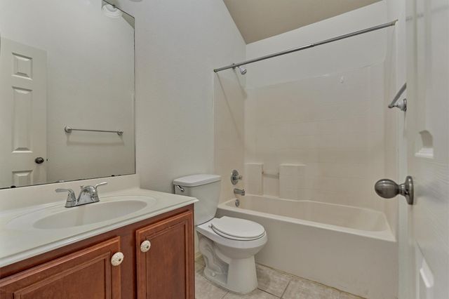 256 Mesa View, Conroe, TX 77316