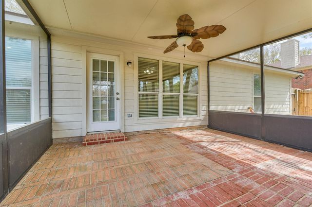 256 Mesa View, Conroe, TX 77316