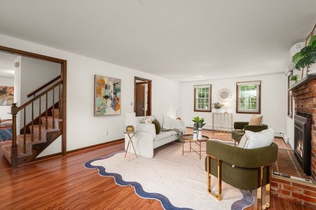 13 Pinewood Rd, Chelmsford, MA 01824