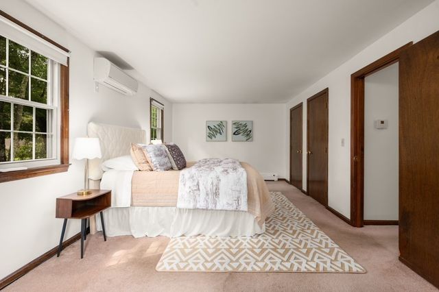 13 Pinewood Rd, Chelmsford, MA 01824