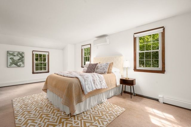 13 Pinewood Rd, Chelmsford, MA 01824