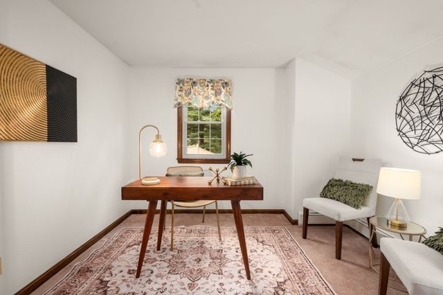 13 Pinewood Rd, Chelmsford, MA 01824