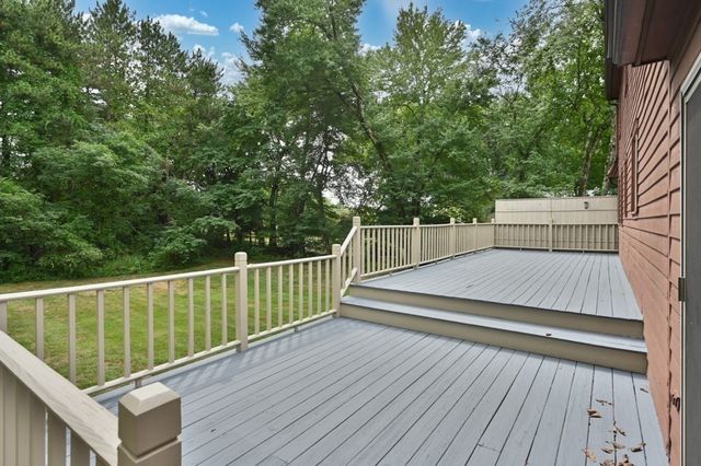 13 Pinewood Rd, Chelmsford, MA 01824