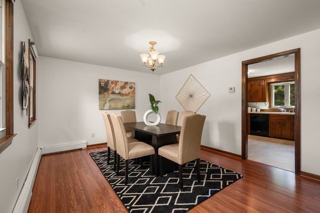 13 Pinewood Rd, Chelmsford, MA 01824