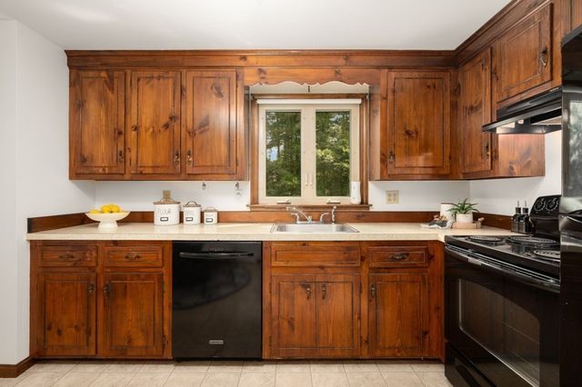 13 Pinewood Rd, Chelmsford, MA 01824