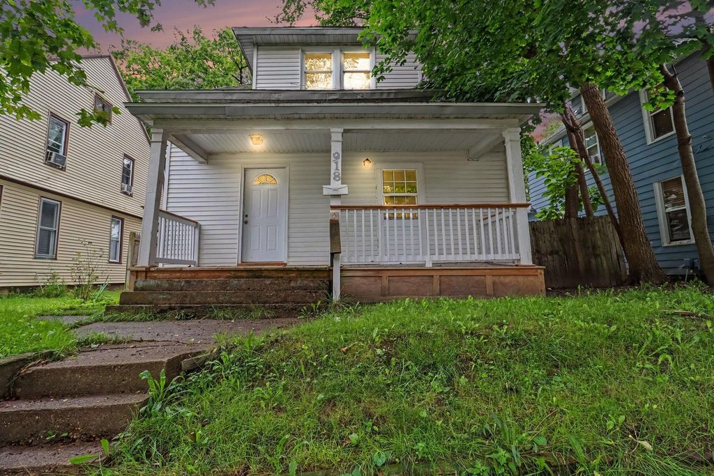 918 Dorchester Avenue SW, Grand Rapids, MI 49503