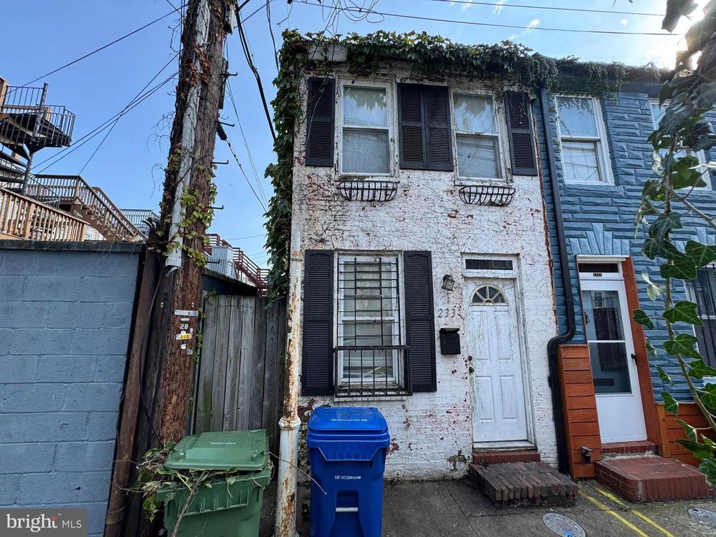 2337 DUKER CT, Baltimore, MD 21224
