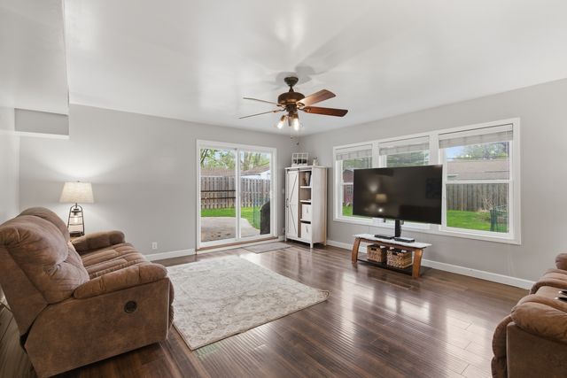 20 S Bereman Road, Montgomery, IL 60538