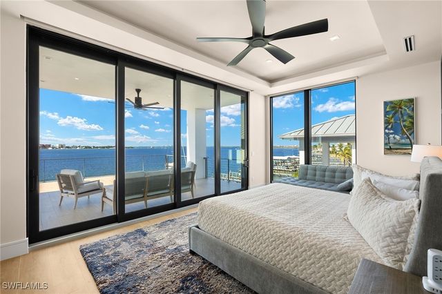 793 San Carlos DR, Fort Myers Beach, FL 33931