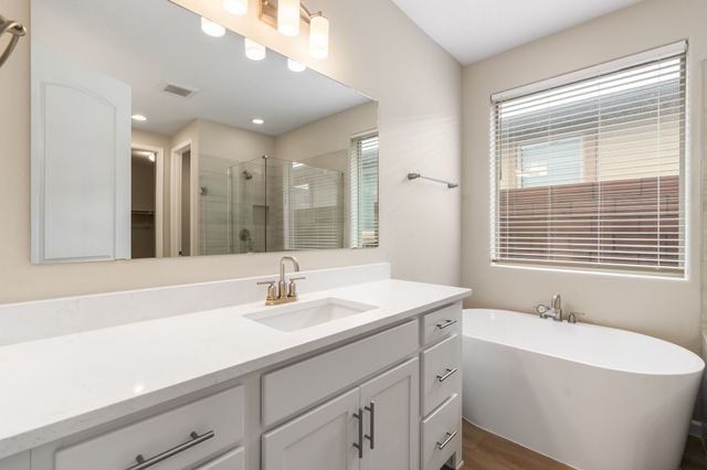 76 Mountaingem, Santa Fe, NM 87508