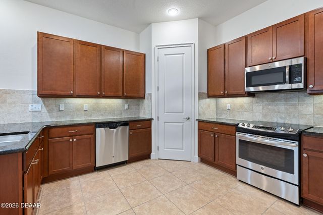 732 Aldenham Lane, Ormond Beach, FL 32174