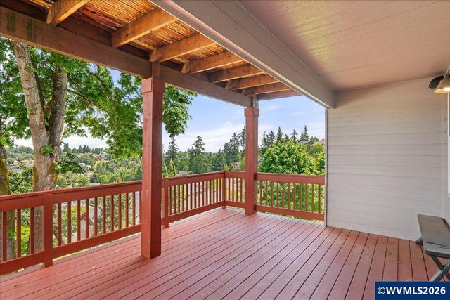 2689 Fillmore Av NW, Salem, OR 97304