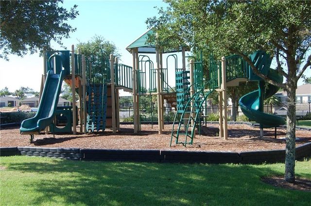 3212 BAYOU LANE, Tavares, FL 32778