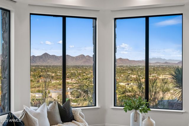 8060 N MUMMY MOUNTAIN Road, Paradise Valley, AZ 85253