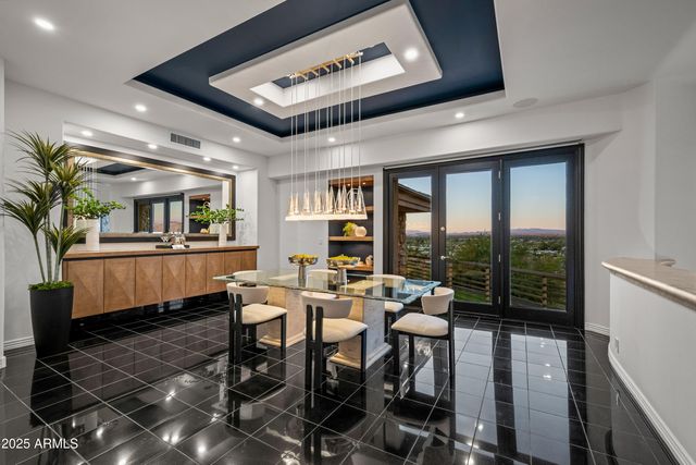 8060 N MUMMY MOUNTAIN Road, Paradise Valley, AZ 85253