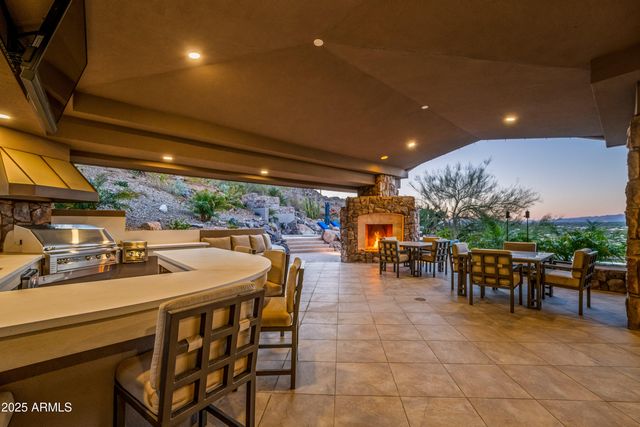 8060 N MUMMY MOUNTAIN Road, Paradise Valley, AZ 85253