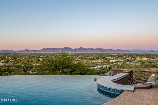 8060 N MUMMY MOUNTAIN Road, Paradise Valley, AZ 85253