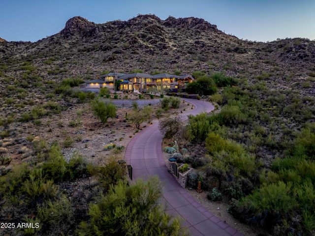 8060 N MUMMY MOUNTAIN Road, Paradise Valley, AZ 85253