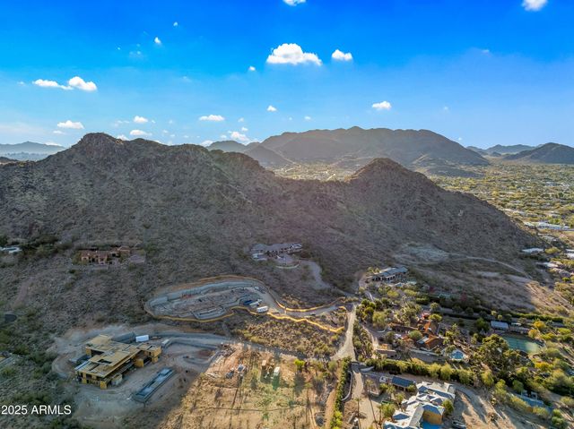 8060 N MUMMY MOUNTAIN Road, Paradise Valley, AZ 85253
