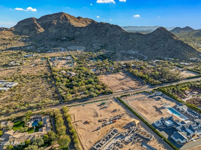 8060 N MUMMY MOUNTAIN Road, Paradise Valley, AZ 85253