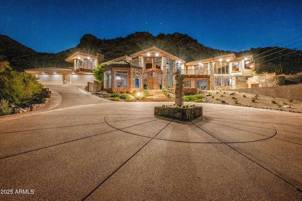 8060 N MUMMY MOUNTAIN Road, Paradise Valley, AZ 85253