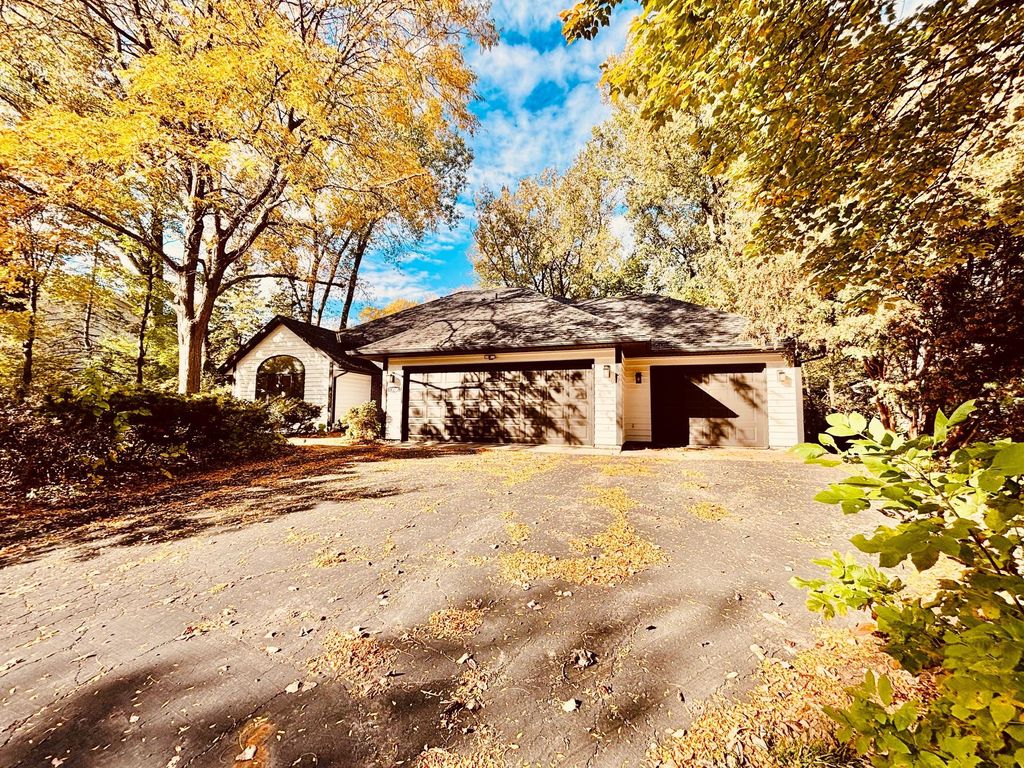 13505 Elkwood Drive, Apple Valley, MN 55124 — photo 5
