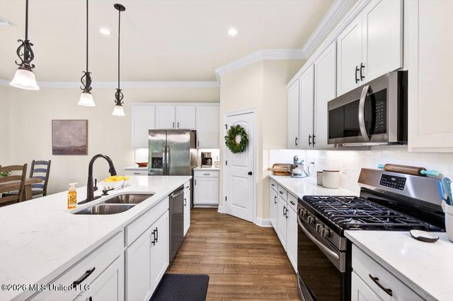 6855 Rolling Green Drive, Pass Christian, MS 39571