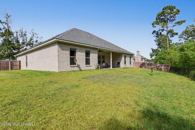 6855 Rolling Green Drive, Pass Christian, MS 39571