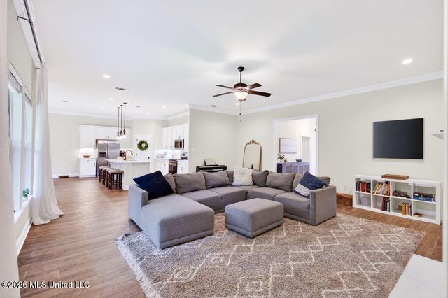 6855 Rolling Green Drive, Pass Christian, MS 39571