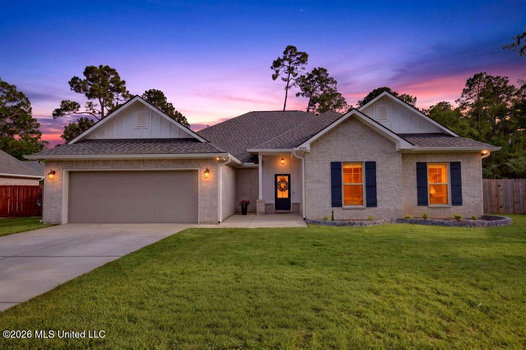 6855 Rolling Green Drive, Pass Christian, MS 39571