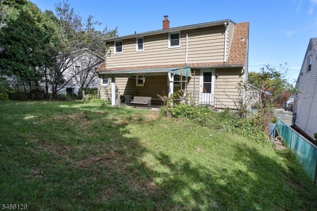 31 Dewey Avenue, Clifton City, NJ 07013
