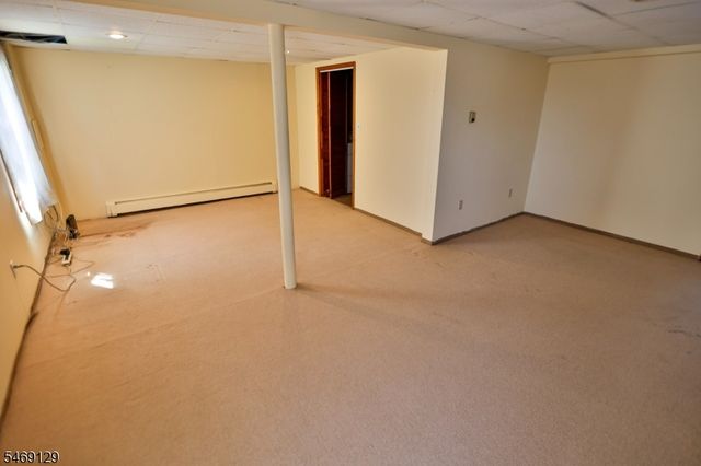 31 Dewey Avenue, Clifton City, NJ 07013