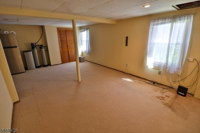 31 Dewey Avenue, Clifton City, NJ 07013