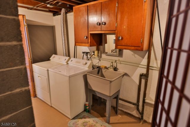 31 Dewey Avenue, Clifton City, NJ 07013