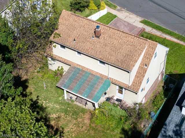 31 Dewey Avenue, Clifton City, NJ 07013