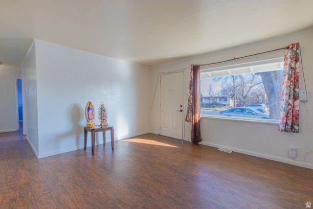 4942 S 4015 W, Taylorsville, UT 84129