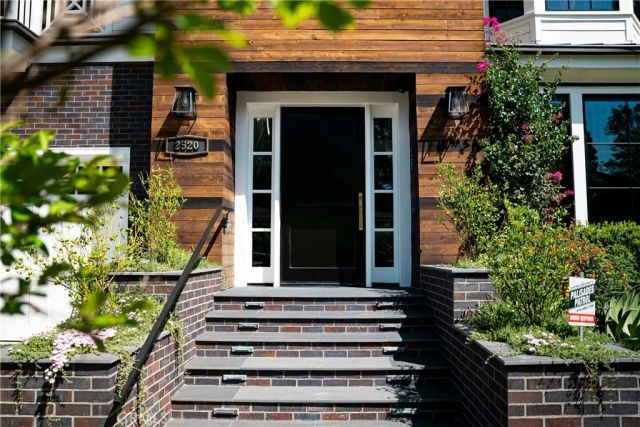 2520 La Condesa Drive, Los Angeles, CA 90049