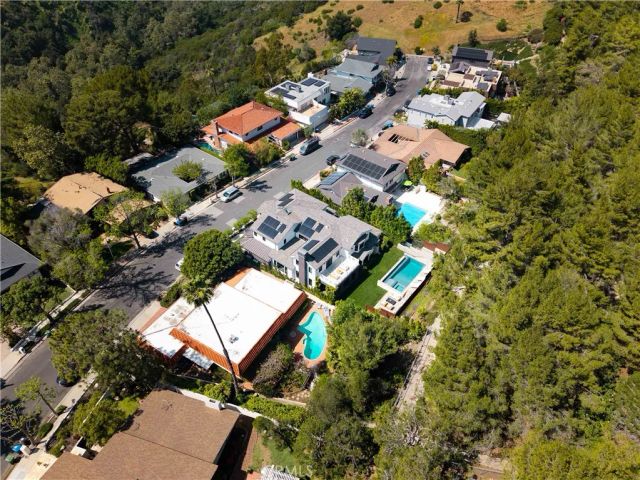 2520 La Condesa Drive, Los Angeles, CA 90049