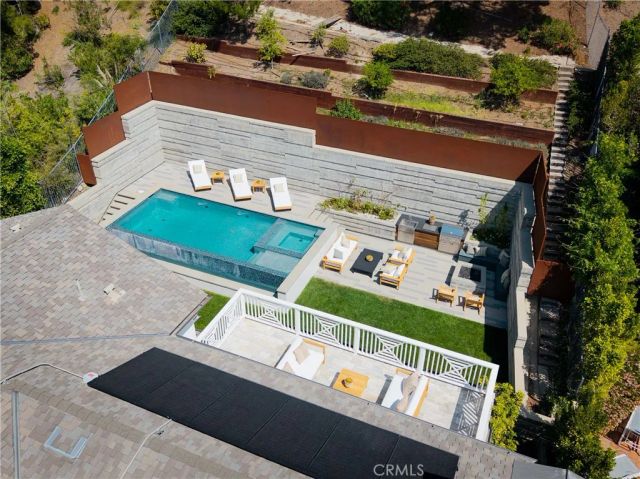 2520 La Condesa Drive, Los Angeles, CA 90049