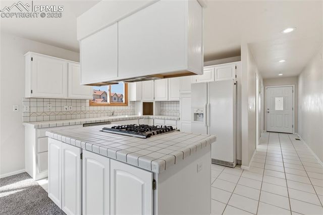 215 Luxury Lane, Colorado Springs, CO 80921