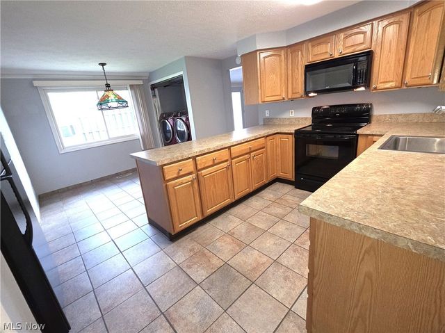 9061 Cranbrook Drive, Northfield, OH 44067