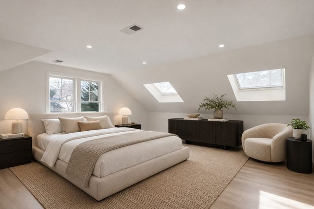 510 Common St, Walpole, MA 02081