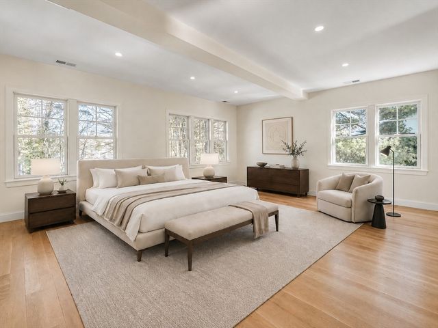 510 Common St, Walpole, MA 02081