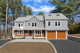510 Common St, Walpole, MA 02081