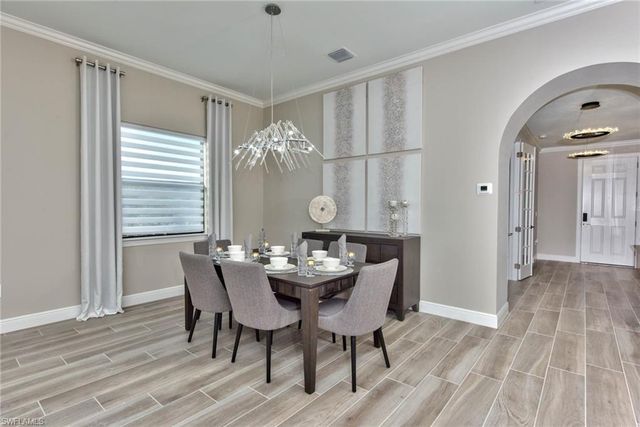 9761 Willet CT, Naples, FL 34120